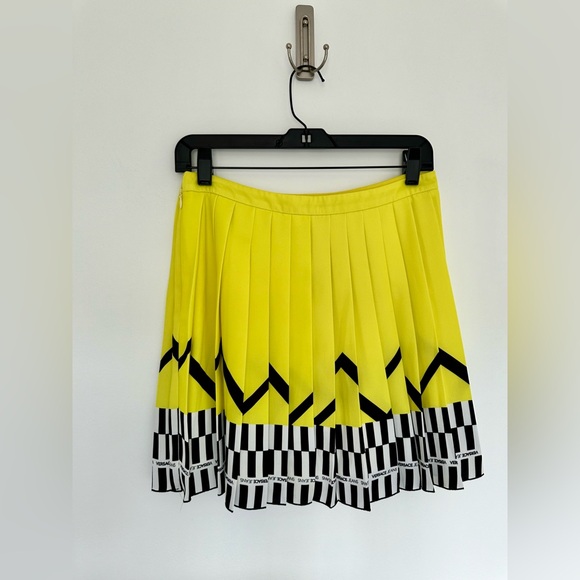 Versace Jeans mini skirt size 4 - Picture 6 of 8
